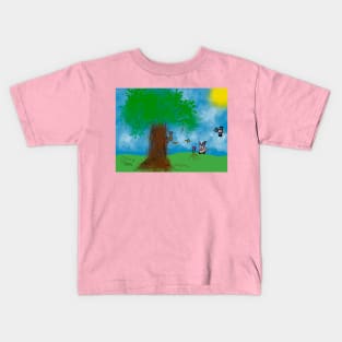 Julia in the yard Kids T-Shirt